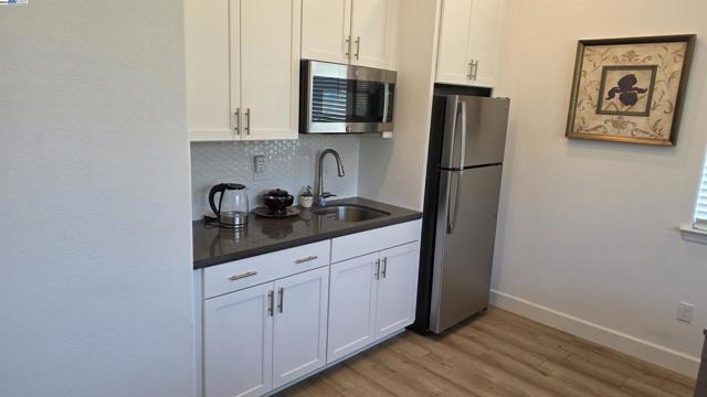 4709 Iron Bird Dr, Folsom CA: https://media.crmls.org/mediaz/0211c09e-64cd-4b32-8623-cfda4a627a84.jpg