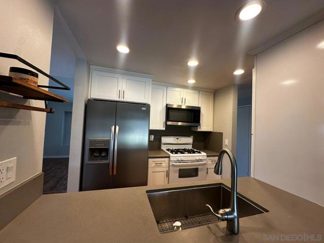 10017 Woodrose Ave, Santee CA: https://media.crmls.org/mediaz/0211f99f-4c28-452a-9797-9cd1c21354d4.jpg