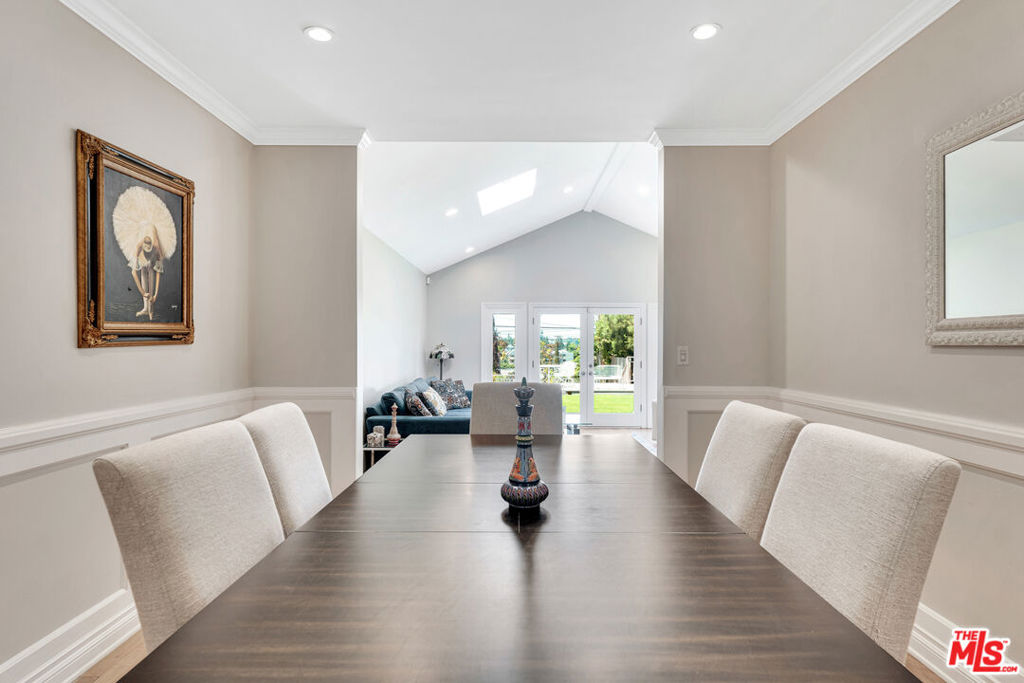 3733 Willowcrest AvenueStudio City img 31