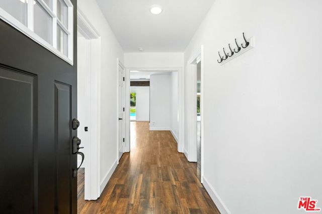 20616 Quedo Drive, Woodland Hills CA: https://media.crmls.org/mediaz/0212c5ab-256d-414e-865b-5d727eaa60af.jpg
