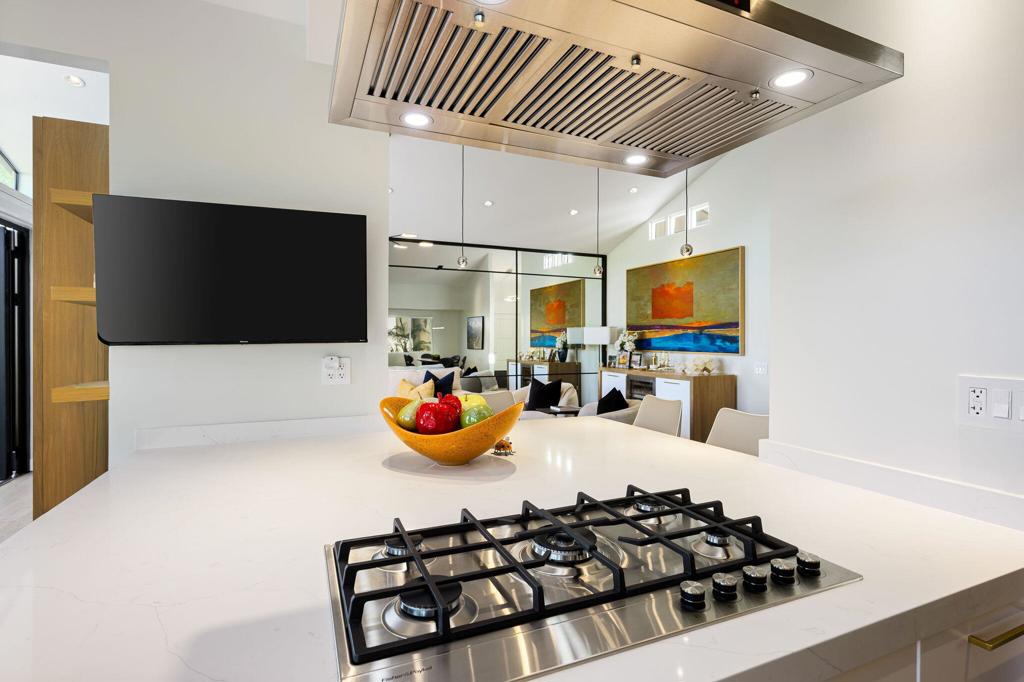 MLS #219139570DA image #16