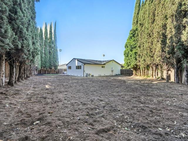 1438 Peaceful Glen Court, San Jose CA: https://media.crmls.org/mediaz/0215267d-9f73-4d2c-a4f9-e3af7f291fd0.jpg