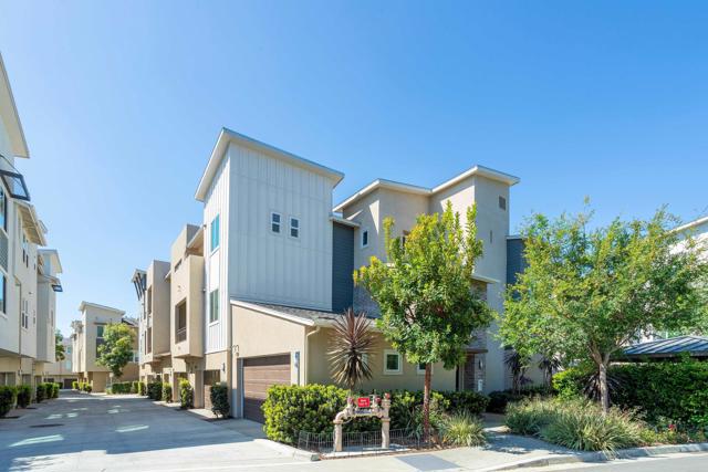 Front Image Thumbnail for CRNDP2603515