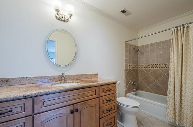3850 Rio Road, Carmel CA: https://media.crmls.org/mediaz/021599cb-3d8a-4a6f-adeb-7bc93d51d7a5.jpg
