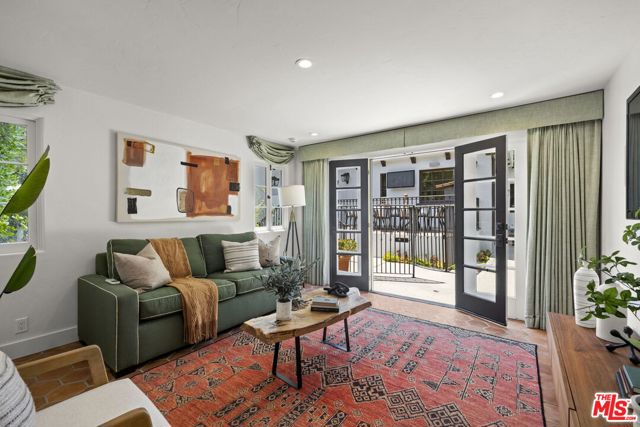 2714 Forrester Drive, Los Angeles CA: https://media.crmls.org/mediaz/0215a62f-91bc-4e09-ad42-94efbbfb0c2d.jpg
