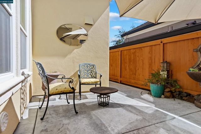 Image 23 of 60 For 1152 Saint Julien St