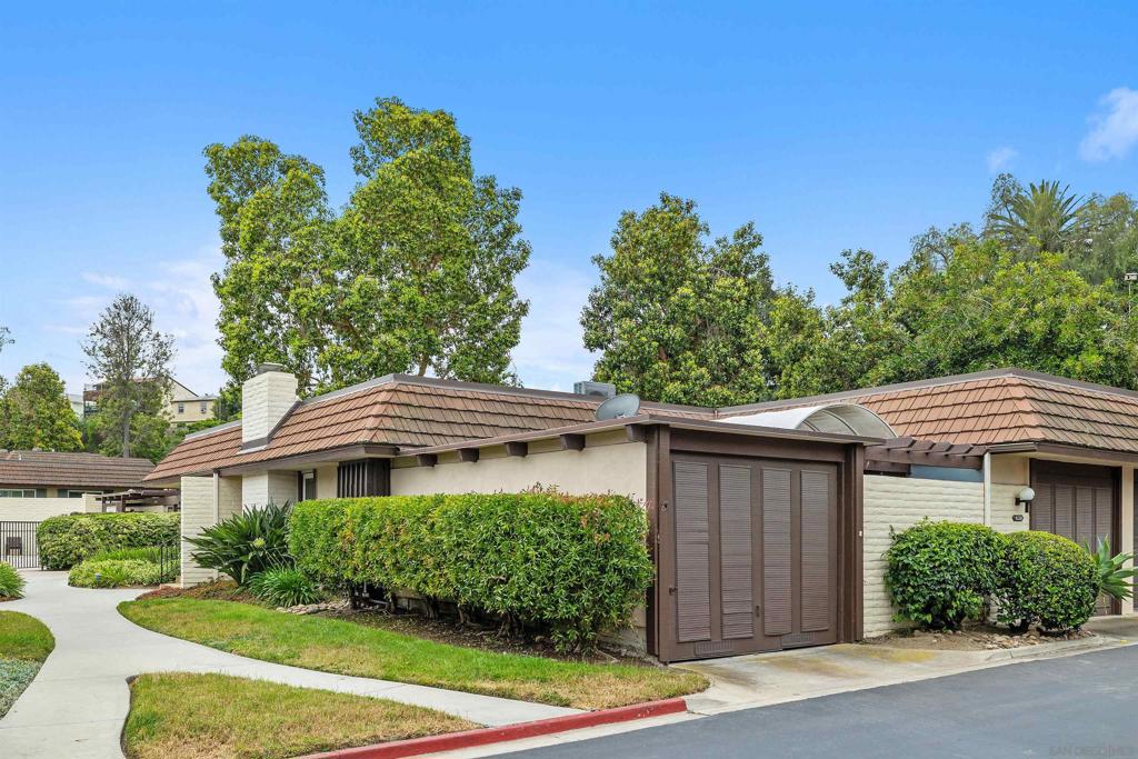 4220 Collwood Ln