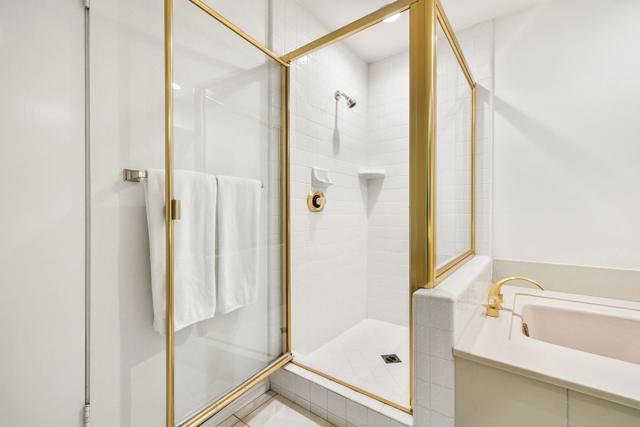 10605 Wimbledon Drive, Rancho Mirage CA: https://media.crmls.org/mediaz/02180b47-7b5e-4fb7-8866-a44eb25de29f.jpg