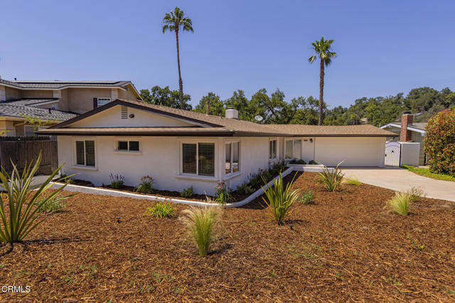 1853 Country Place, Ojai CA: https://media.crmls.org/mediaz/0218c2bc-dc4d-44b5-97ac-d0bf94831c92.jpg