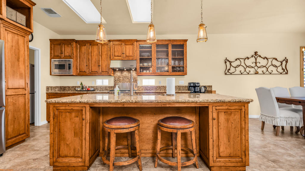 MLS #219138710DA image #2