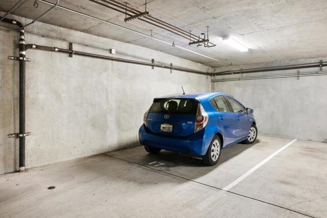 550 El Camino Real, Burlingame CA: https://media.crmls.org/mediaz/0219801b-c6e5-4f75-bee4-89aa2d029d53.jpg