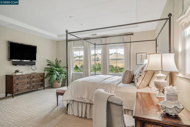 120 Tamarind Ln, Danville CA: https://media.crmls.org/mediaz/021a8dc1-d200-4b44-8da2-b9d2401cd0b8.jpg
