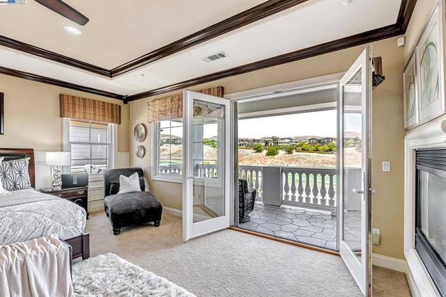 2734 E Sugar Hill Ter, Dublin CA: https://media.crmls.org/mediaz/021b0fc3-74d1-43cd-afd8-7b2662ba366b.jpg