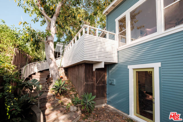2326 Hidalgo Avenue, Los Angeles CA: https://media.crmls.org/mediaz/021cad79-6071-4a59-b344-aff15d00a025.jpg