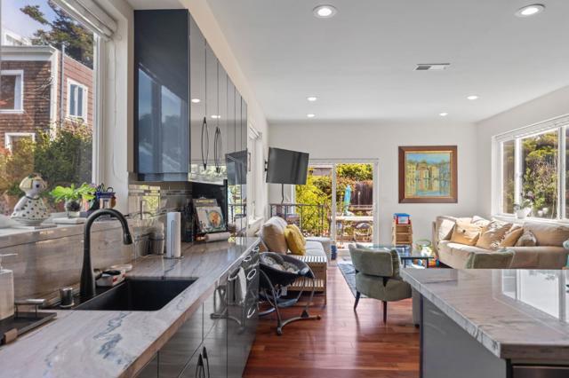 440442 29th Street, San Francisco CA: https://media.crmls.org/mediaz/021d13cc-8995-491e-b678-2c0264676ca6.jpg