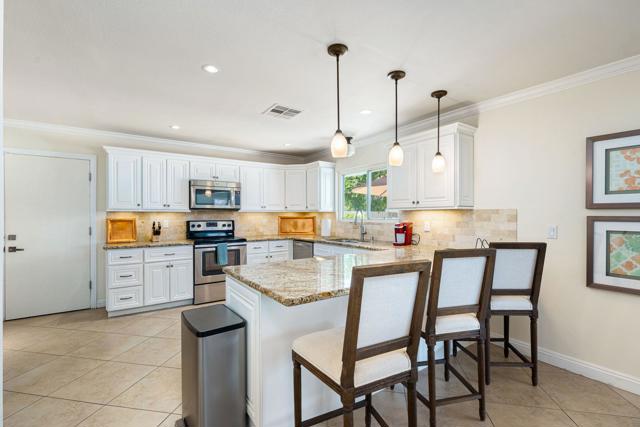 Image 15 of 61 For 46890 Highland Palms Drive