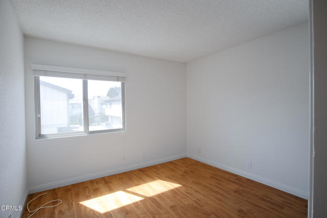 Detail Gallery Image 18 of 26 For 3221 Harbor Bld, Oxnard,  CA 93035 - 3 Beds | 2/1 Baths