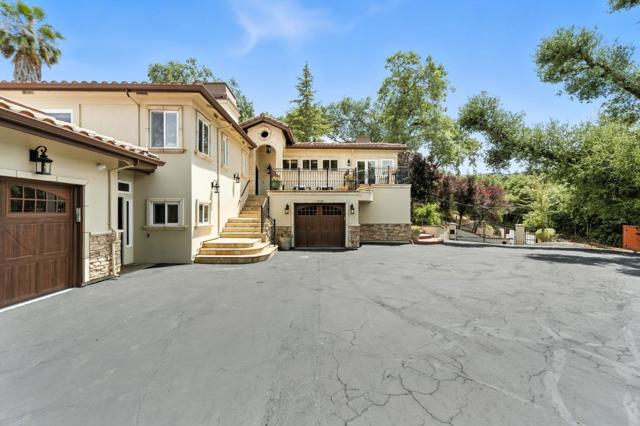18702 Bear Creek Road, Los Gatos CA: https://media.crmls.org/mediaz/021e4a4b-c379-4b4f-9681-dee6309e9d30.jpg