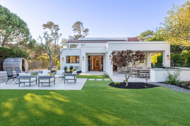 543 Asilomar Boulevard, Pacific Grove CA: https://media.crmls.org/mediaz/021ed307-d52d-47c3-8daf-48b843a8236b.jpg