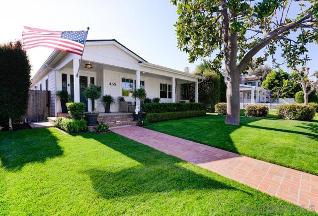 455 J Ave, Coronado CA: https://media.crmls.org/mediaz/021f0e53-91e5-4301-af8d-b77eab69480b.jpg