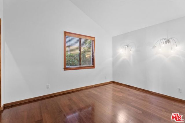 3947 Huron Avenue photo 7
