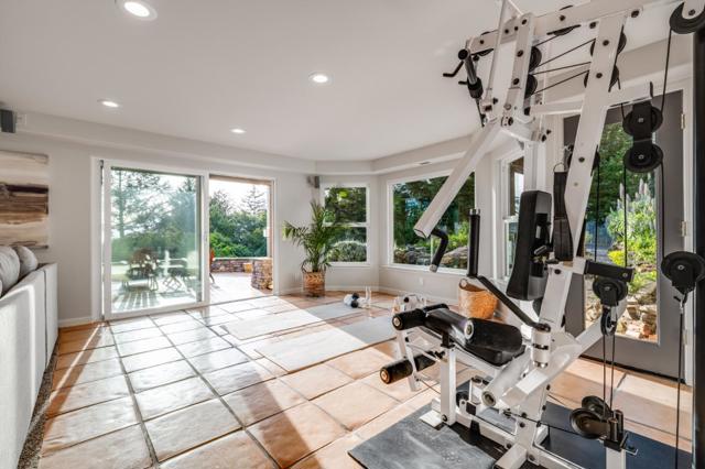 19445 Black Road, Los Gatos CA: https://media.crmls.org/mediaz/02206562-a424-4e5c-a96d-573fa8107799.jpg
