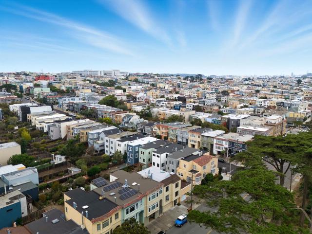 5924 Fulton Street, San Francisco CA: https://media.crmls.org/mediaz/02209b5e-0a21-4089-9cdf-d5dd7f7b830b.jpg