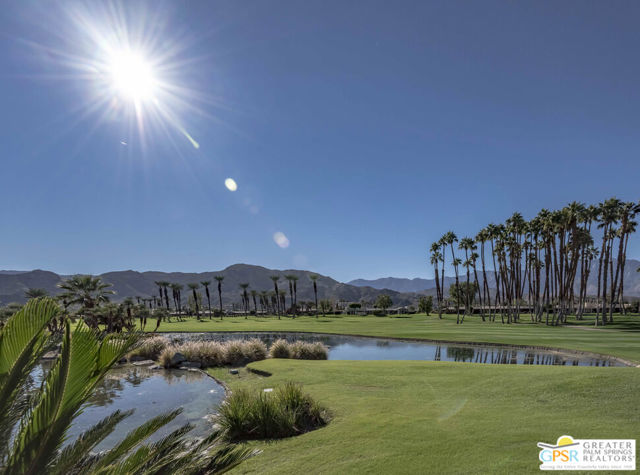 8 Surrey Court, Rancho Mirage CA: https://media.crmls.org/mediaz/0221c849-c841-4b3e-bccb-e5d8c9ca8137.jpg