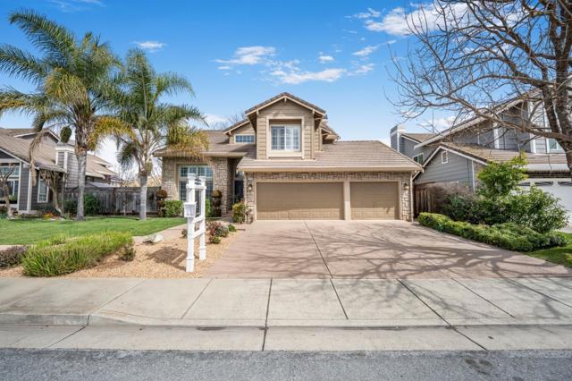17440 Calle Mazatan, Morgan Hill CA: https://media.crmls.org/mediaz/02222762-d722-4a85-8403-0a61b54d1206.jpg