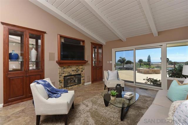 1681 Paseo Bonita, La Jolla CA: https://media.crmls.org/mediaz/0223d119-83f0-4948-b6c0-d43e079e2f25.jpg