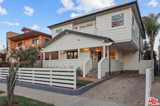 614 Flower Avenue Venice, California 614 Flower Ave. Venice CA 90291. Two homes on a large 5,793 sq/ft lot. Beautifully renovated Craftsman, approx. 2,780 sq/ft, rooftop deck, private balcony off the master, wrap around front porch off sun room, wood floors throughout, open floor plan, light and bright. Freshly painted inside and out, floors refinished, new range, hood and landscaping. This unique property features the front house w/4 bedroom, 3 bath single family home with a chef's kitchen and entertainer's space. Great indoor/outdoor flow. Beautifully landscaped courtyard separates the main house and carriage house. A two bedroom, one bath private residence. Property backs to alley allowing parking in the front drive as well as the rear within the gate. This is a great opportunity to purchase a move-in, work from home or lease for additional income in this A+ location. Close proximity to Rose Avenue shops and restaurants. This home will not disappoint.