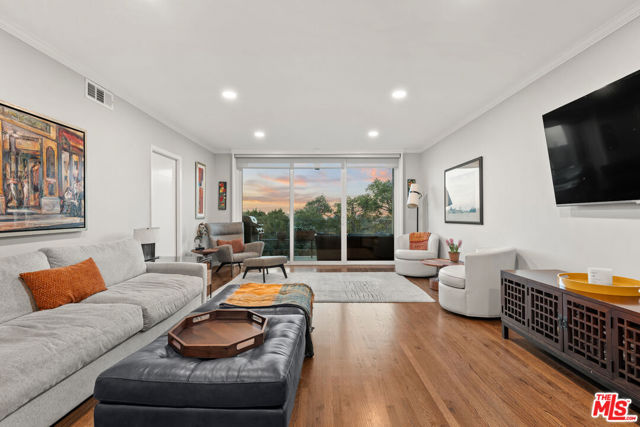 874 Hammond Street, 19 photo 4