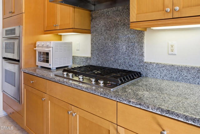 Detail Gallery Image 16 of 53 For 226 Morning Breeze Ln, Port Hueneme,  CA 93041 - 4 Beds | 2/1 Baths