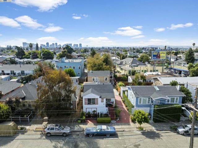 Image 28 of 42 For 883 46th St  