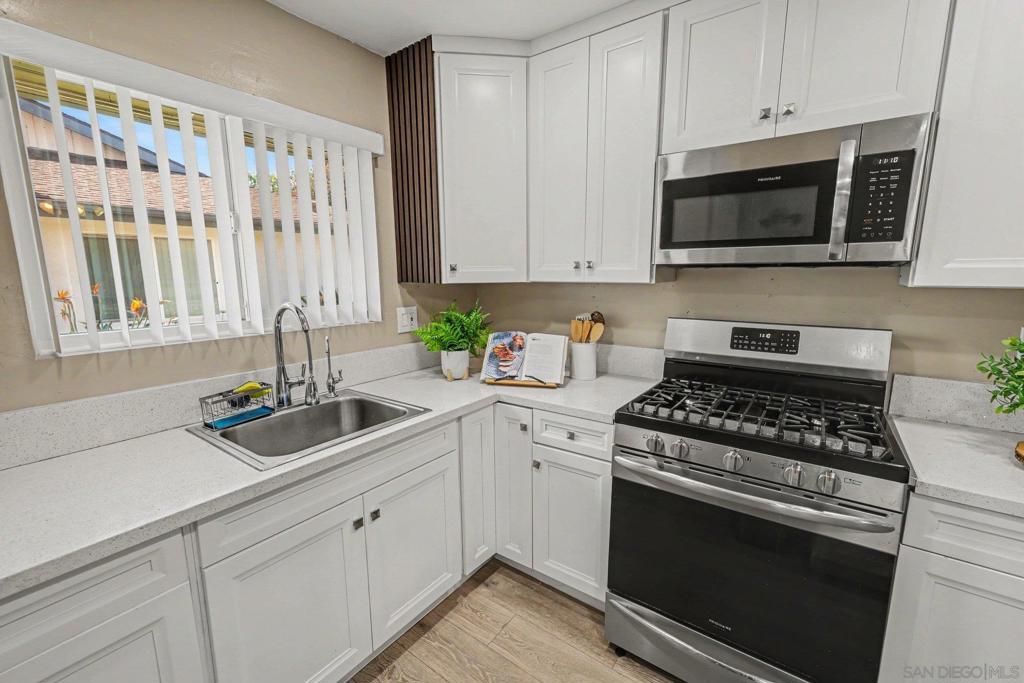 818 Washington - photo 13