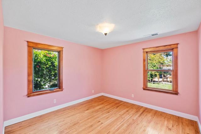 870 N 5th Street, San Jose CA: https://media.crmls.org/mediaz/0226f4f4-73f4-4cfe-8fc7-e89d04695b78.jpg