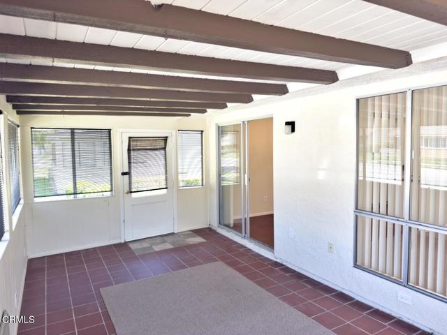 24121 Village 24, Camarillo CA: https://media.crmls.org/mediaz/02274a66-7780-48b7-8e25-350ee0dac278.jpg