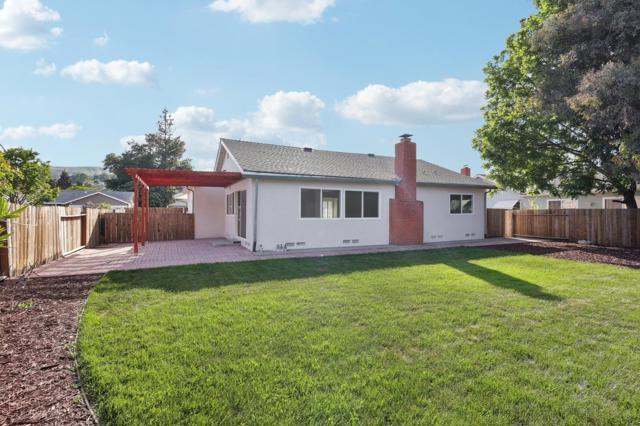 2856 Biddleford Drive, San Ramon CA: https://media.crmls.org/mediaz/02287c0d-c3b6-49df-996b-8a068f522286.jpg