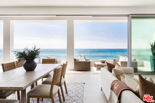 26520 Latigo Shore Drive, Malibu CA: https://media.crmls.org/mediaz/0228b4a9-0d50-4250-a441-d28438f11efa.jpg