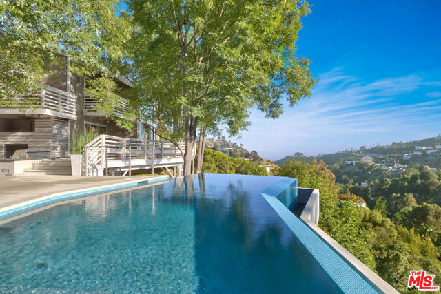2753 Nichols Canyon Road, Los Angeles CA: https://media.crmls.org/mediaz/0229ca78-d20e-45e5-b42d-5370541be414.jpg