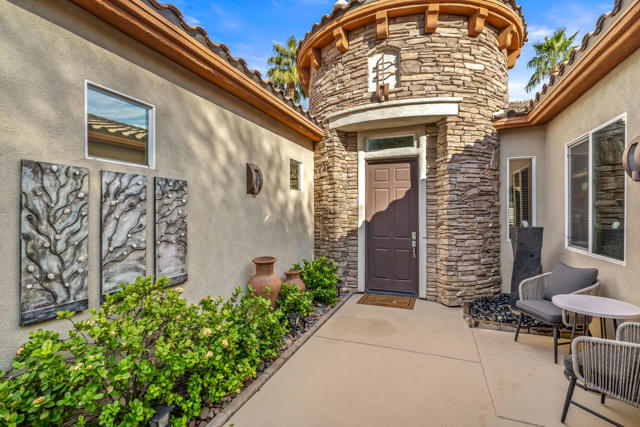 36296 Chagall Court, Cathedral City CA: https://media.crmls.org/mediaz/022a8efb-000c-4ea0-aa24-26c2978537d8.jpg