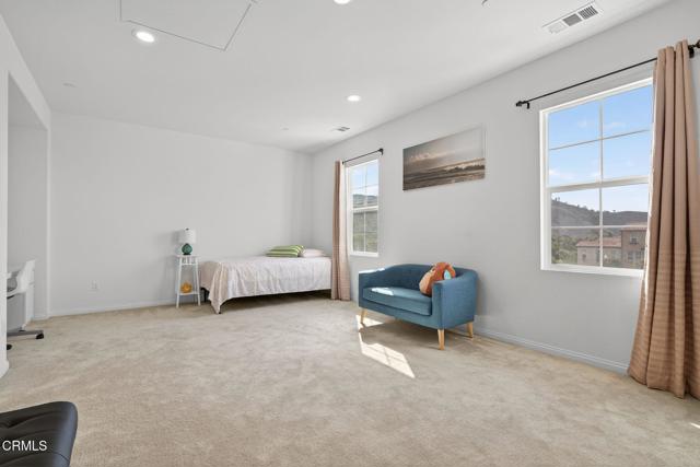 127 Klamath Street, Ventura CA: https://media.crmls.org/mediaz/022b31a3-4f0b-4320-9ba7-01fe5e4452a6.jpg