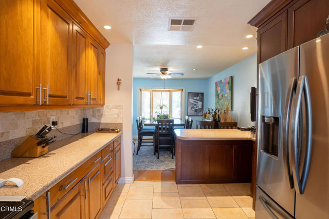 31123 Village 31, Camarillo CA: https://media.crmls.org/mediaz/022b9b50-dc99-43c1-994e-4a079d6803c8.jpg