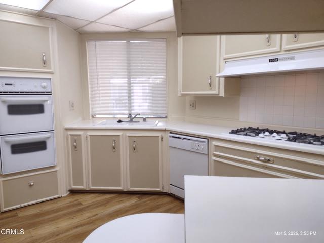 Detail Gallery Image 8 of 49 For 182 Rancho Adolfo Dr #83,  Camarillo,  CA 93012 - 2 Beds | 2 Baths