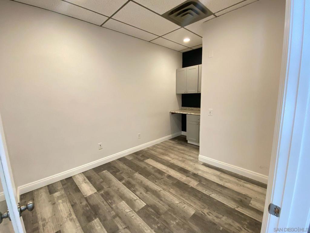 MLS #250040949SD image #13