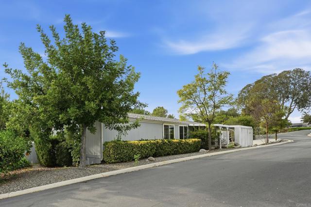 Detail Gallery Image 5 of 57 For 18218 Paradise Mountain Road #127,  Valley Center,  CA 92082 - 3 Beds | 2 Baths