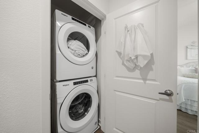 Detail Gallery Image 18 of 34 For 3001 Bravo Loop #1,  Chula Vista,  CA 91915 - 3 Beds | 3 Baths