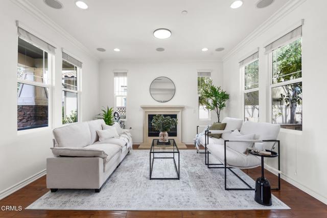 Detail Gallery Image 3 of 65 For 8240 Silver Cir, Ventura,  CA 93004 - 3 Beds | 2/1 Baths