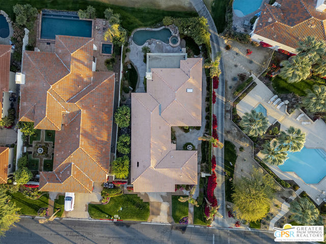 55586 Southern, La Quinta CA: https://media.crmls.org/mediaz/02314b49-39f0-447b-aa5b-109a1633d177.jpg