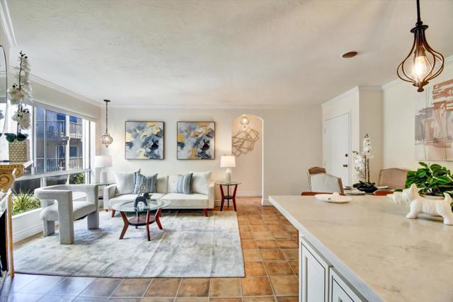 395 Imperial Way, Daly City CA: https://media.crmls.org/mediaz/0231bf17-619a-412b-b3d7-f9775863de63.jpg